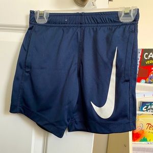Nike shorts size 4T
